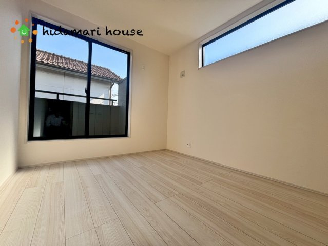 西区西新井　新築戸建　リーブルガーデン01の洋室|2階洋室：5.34帖