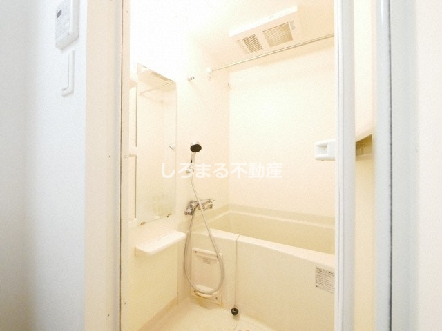 プレサンス京町堀ノースの浴室