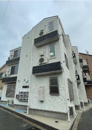 マーレ梅島の外観