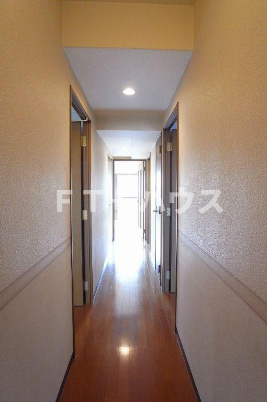 アレグリア芝山 の玄関