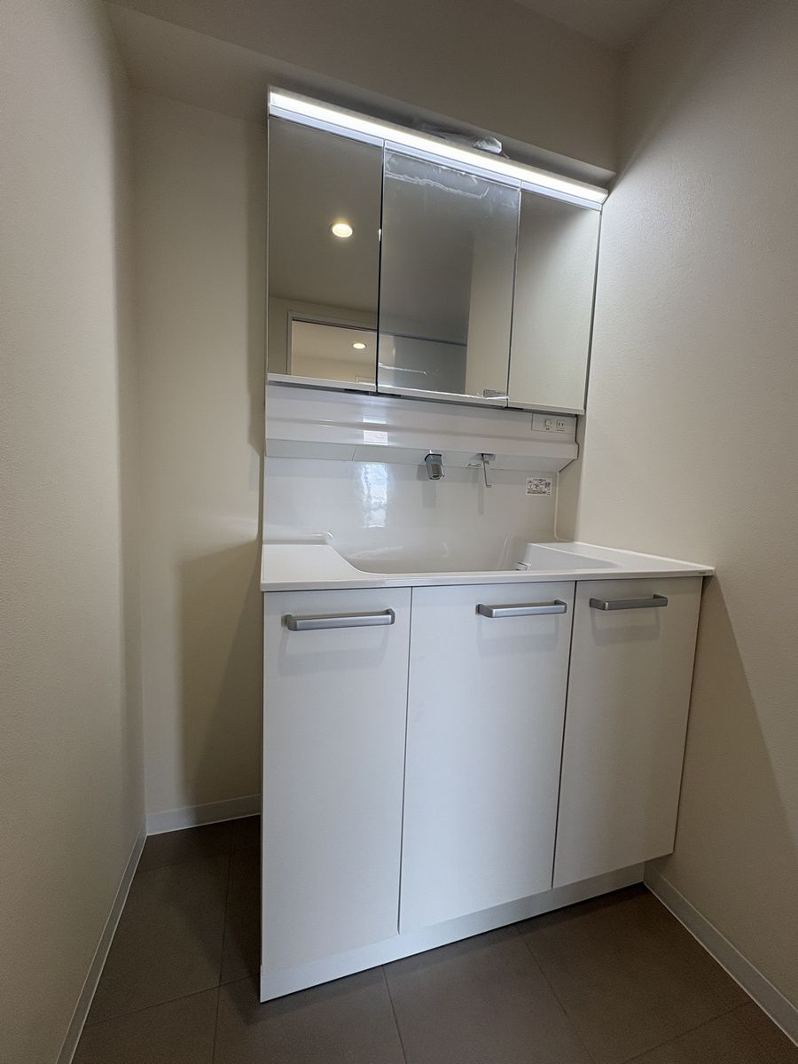 スペリア須成の洗面所