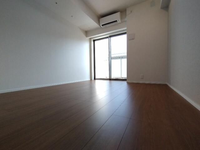 クレイシア入谷の居間・リビング