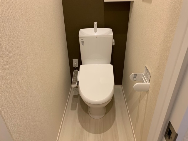 コンフォート夏橙のトイレ|温水洗浄暖房便座