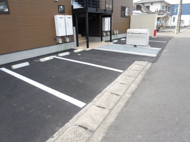 グランメリー児島小川の駐車場
