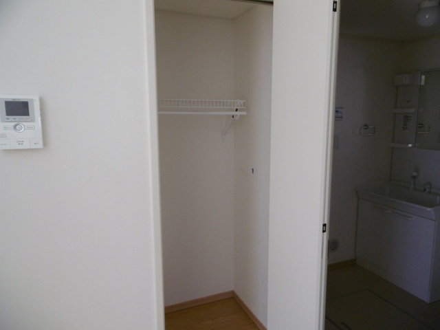 西東京市保谷町３丁目のアパートの収納