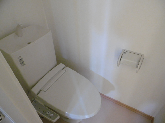 西東京市保谷町３丁目のアパートのトイレ