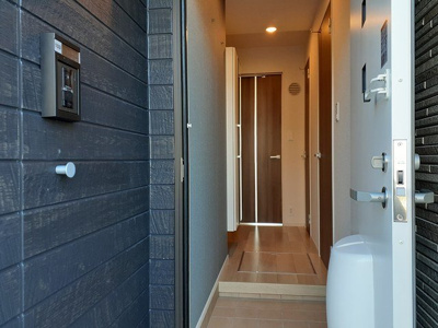 【玄関】 | イリオス | 玄関です