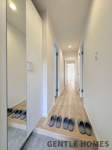 ロワールマンション和白5の玄関