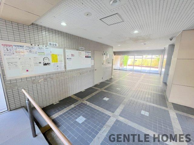ロワールマンション和白5のエントランス