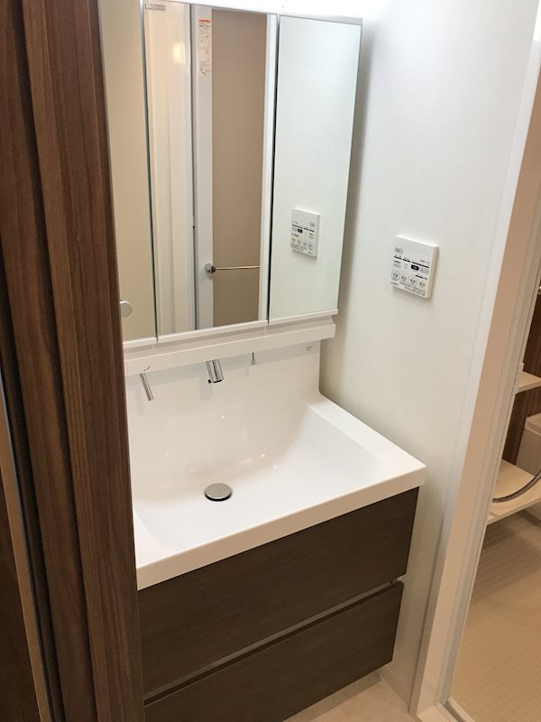 ブルーフォレストの独立洗面台