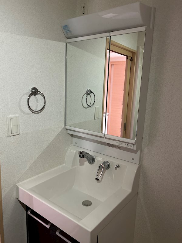 ブルーフォレストの独立洗面台