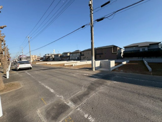 【前面道路含む現地写真】 | 川越市諏訪町　建築条件なし売地　「上福岡駅」徒歩17分　敷地40坪　【高階南小学区】