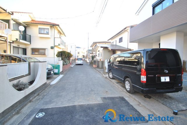 新築戸建　茅ヶ崎市浜之郷2期の前面道路含む現地写真