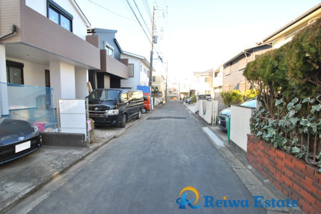 新築戸建　茅ヶ崎市浜之郷2期の前面道路含む現地写真