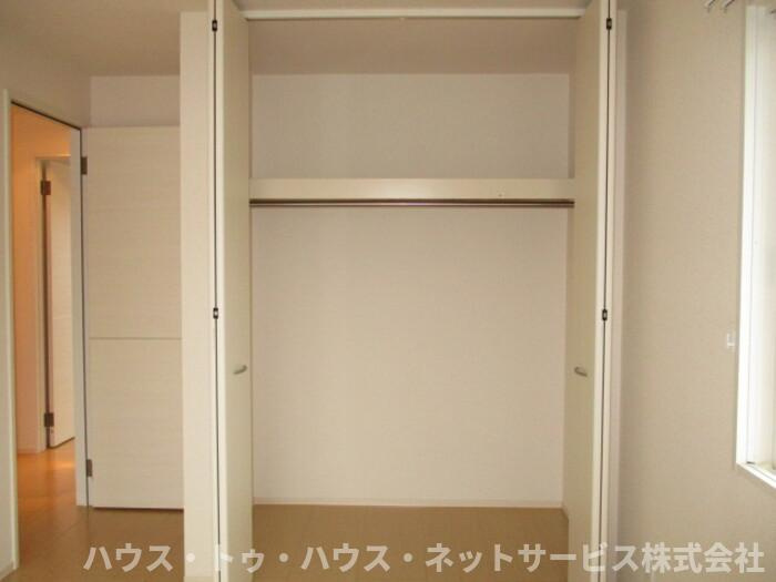 リビングタウン南花島　Ａの収納