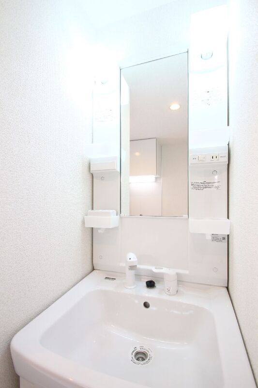 メゾン・ド・ジュネス喜沢の独立洗面台