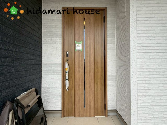 桶川市坂田9期　新築戸建　グラファーレ01の玄関