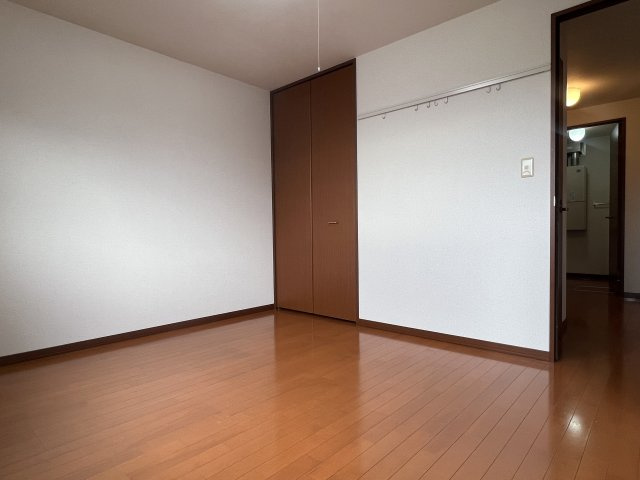 エミネンス Cの洋室|洋室6.3帖