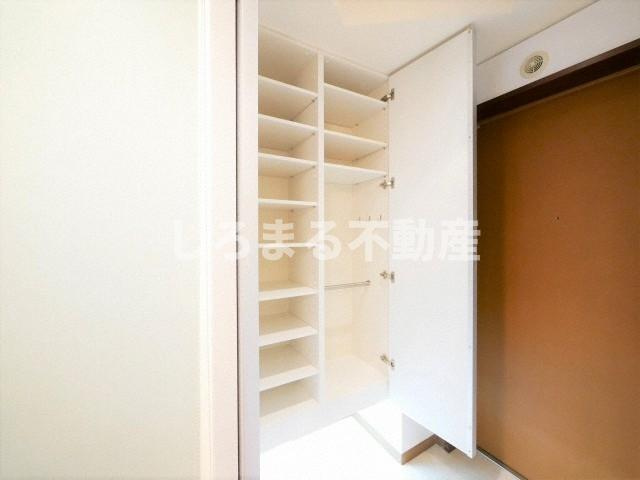 コンソラーレ日本橋の収納