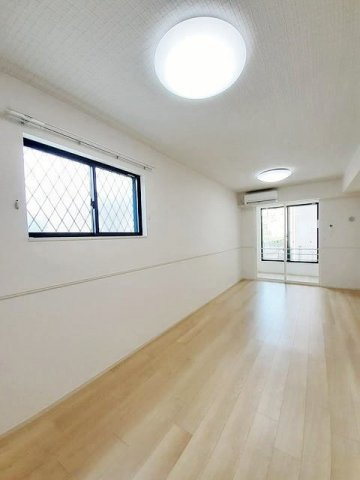 エステリーゼの居間・リビング