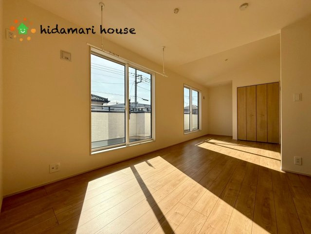 桶川市坂田11期　新築戸建　ブルーミング01の寝室|2階　主寝室　10.5帖