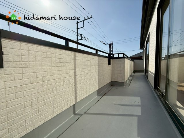 桶川市坂田11期　新築戸建　ブルーミング01のバルコニー