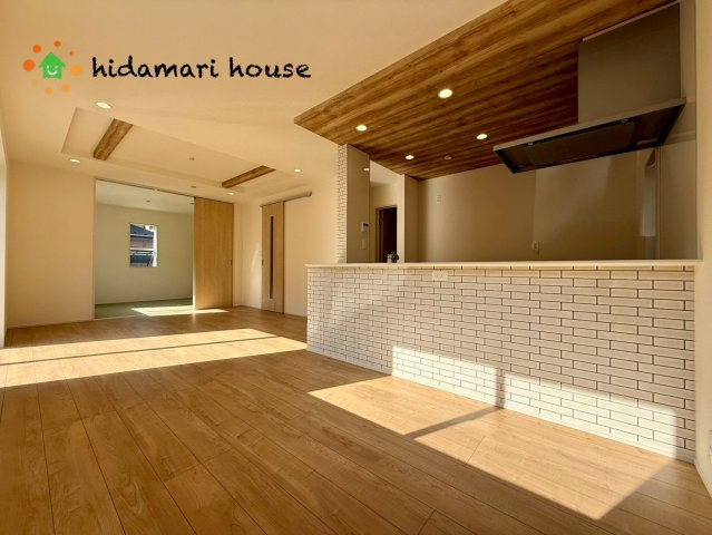 桶川市坂田11期　新築戸建　ブルーミング01の居間・リビング