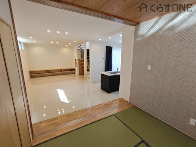 【居間・リビング】 | 姫路市広畑区才／中古戸建