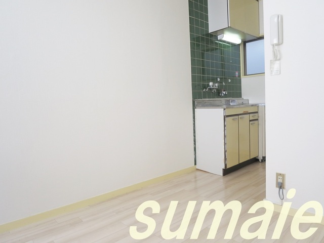 アムール駒込の居間・リビング|フローリングです★