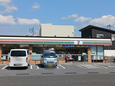 【周辺】 | ヴィラ湧水Ⅱ | セブンイレブン近江宇賀野店様まで420m