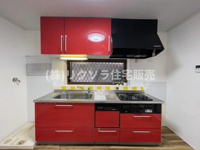東藤田町　中古一戸建てのキッチン|■物件内覧・資金計画相談・住宅ローン相談、リフォーム相談、お問合せ受付中■
※当日・翌日のご内覧、ご相談はお電話でのお問合せがスムーズです！