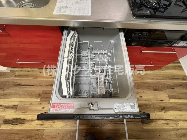 東藤田町　中古一戸建ての設備|食器洗い乾燥機
■物件内覧・資金計画相談・住宅ローン相談、リフォーム相談、お問合せ受付中■
※当日・翌日のご内覧、ご相談はお電話でのお問合せがスムーズです！