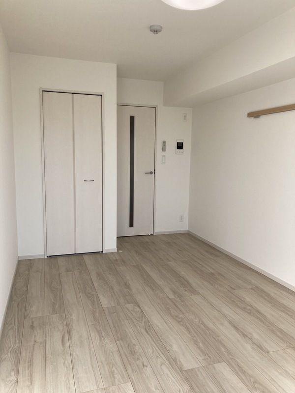 リブリ・蓮田関山の洋室