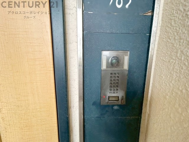 玄関前インターフォン