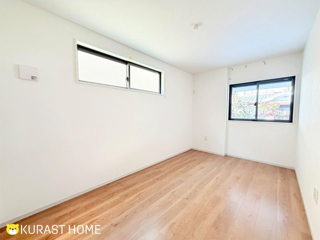 京都市右京区太秦上ノ段町　新築戸建の洋室|洋室5.62帖