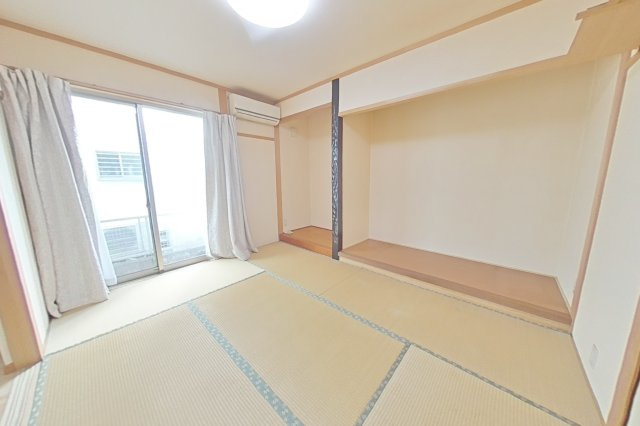 ６５９０６　本巣市上真桑中古戸建ての和室