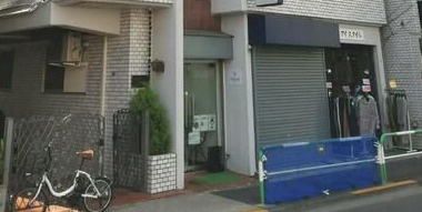 サンライズ小松のエントランス