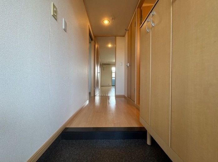 bienvivre楡木の玄関
