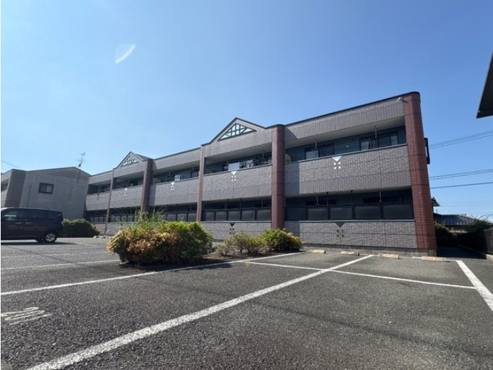 bienvivre楡木の駐車場