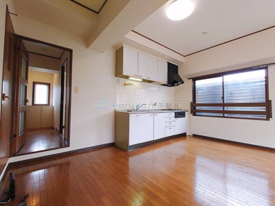 【居間・リビング】 | フォレストイン瑞穂【名古屋市賃貸・インターネット無料】