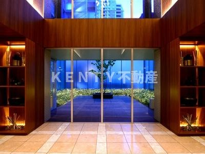 【エントランス】 | エスティメゾン白金台 | 清潔なエントランスです