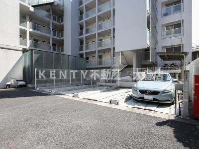 【駐車場】 | エスティメゾン白金台 | 車をお持ちの方に嬉しい駐車場付きの物件です