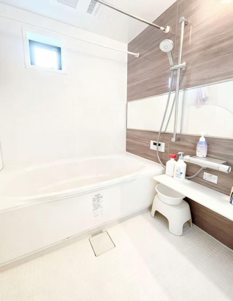 大田区南馬込4丁目　中古戸建の浴室|現地ご見学希望・資料請求などお気軽にお問い合わせ下さい！
03-5990-5201