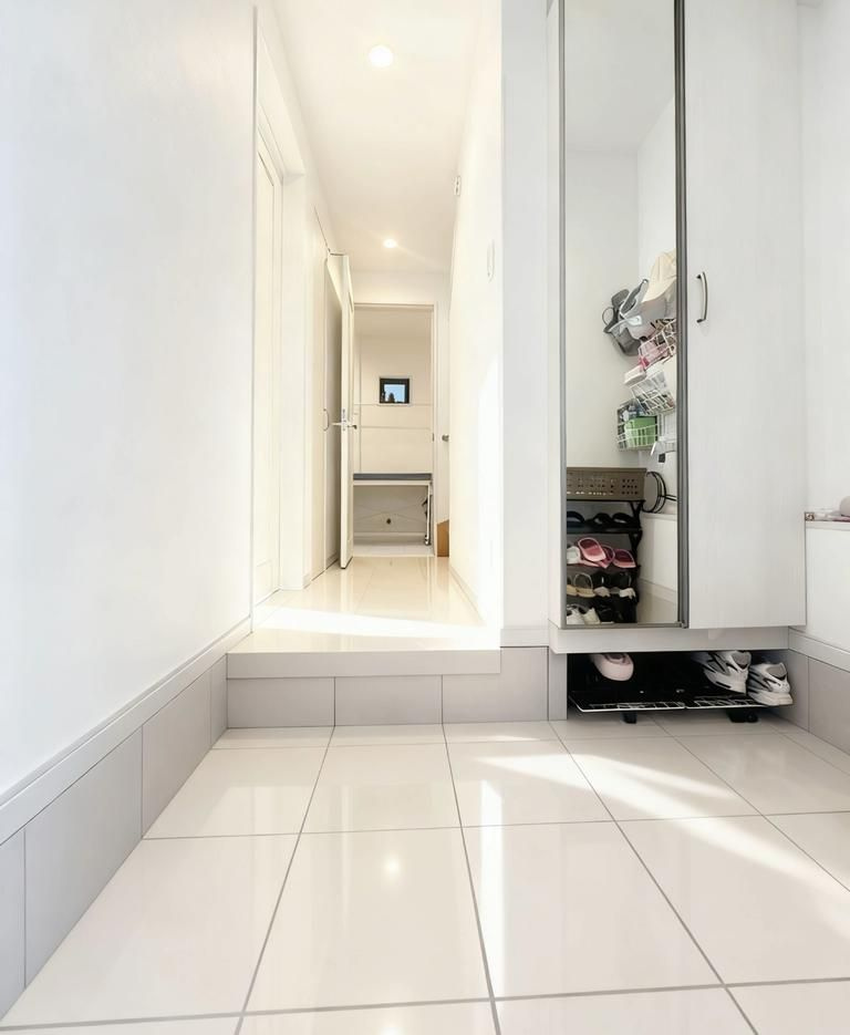 大田区南馬込4丁目　中古戸建の玄関|現地ご見学希望・資料請求などお気軽にお問い合わせ下さい！
03-5990-5201