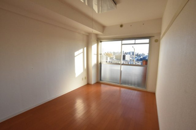 【洋室】 | 三幸ハイツ | スタンダードな洋室です