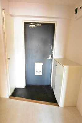 【玄関】 | 三幸ハイツ | きれいな玄関です