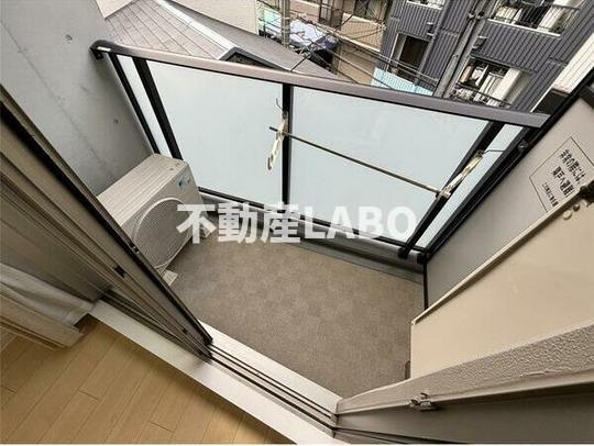 Live Casa 田辺のバルコニー