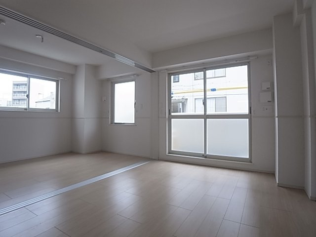 神戸市兵庫区塚本通２丁目の賃貸マンション