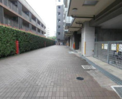 レクセル高田馬場の駐車場