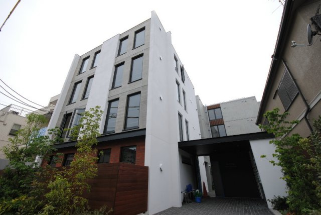 アレーロ西早稲田の外観